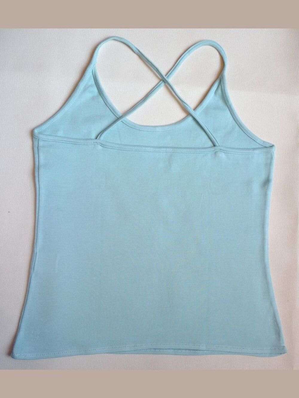 Top/ Tee Shirt Bleu Ciel &agrave; Bretelles Crois&eacute;es dans le Dos Vêtements