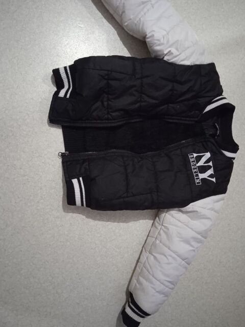Veste garçon 4/5ans 8 Thiers (63)