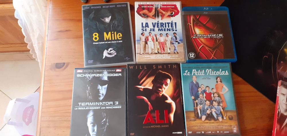 25 DVD DVD et blu-ray