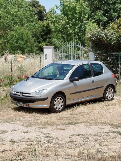 Peugeot 206 1.4e 16V Navtech on board