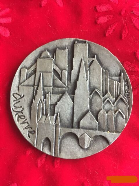 Médaille ville d'Auxerre 80 Brem-sur-Mer (85)