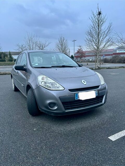 Renault clio iii 1.5 dCi 75 cv authentique