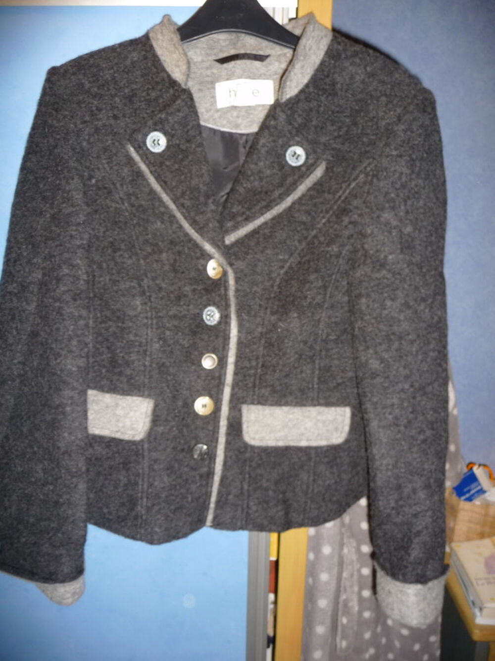 Veste courte Heinrich Heine vendu par Helline Vêtements