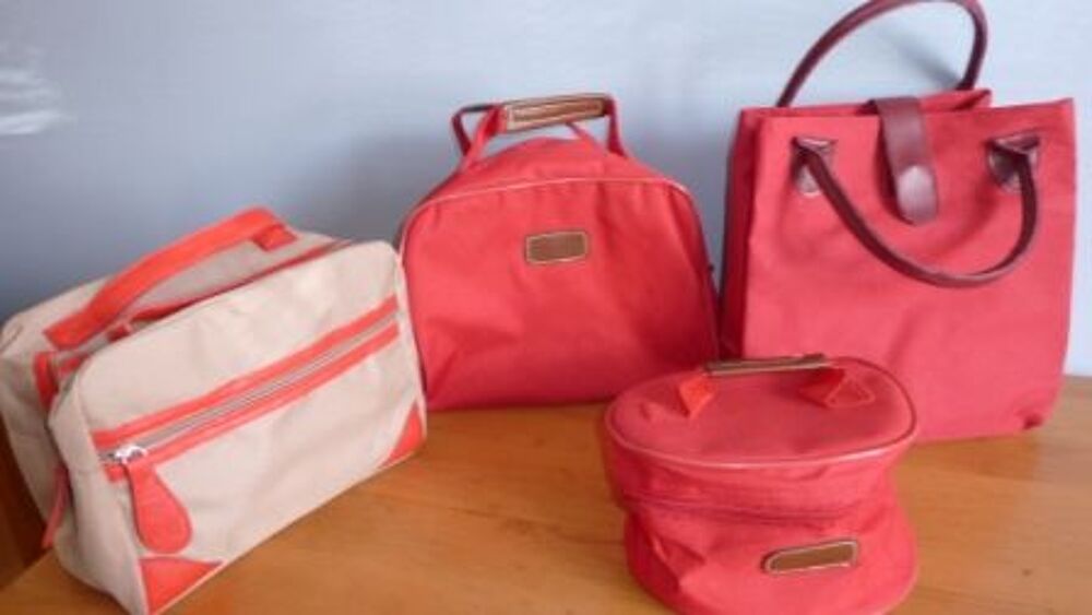 SACS d'appoint - NEUFS Maroquinerie