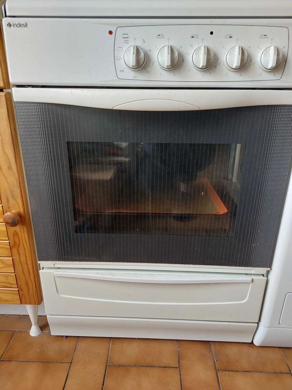 cuisiniere Indesit Electroménager