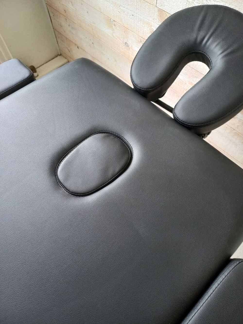 Table de massage Meubles