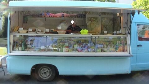 Camion magasin Camion magasin 1992 occasion Angers 49000