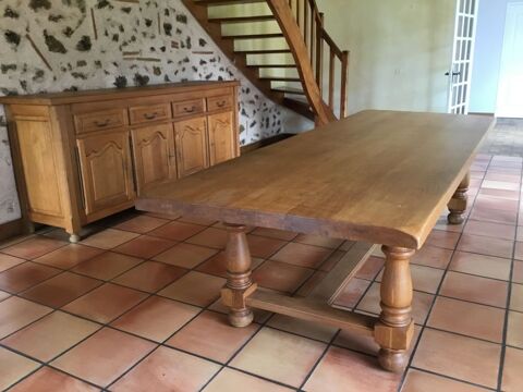Trs belle table chne massif 2200 Grignols (33)
