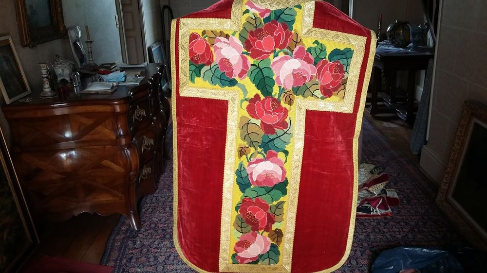 chasuble Vêtements
