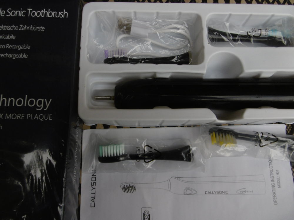 brosse &agrave; dents &eacute;lectrique neuve dans emballage d'origine Electroménager