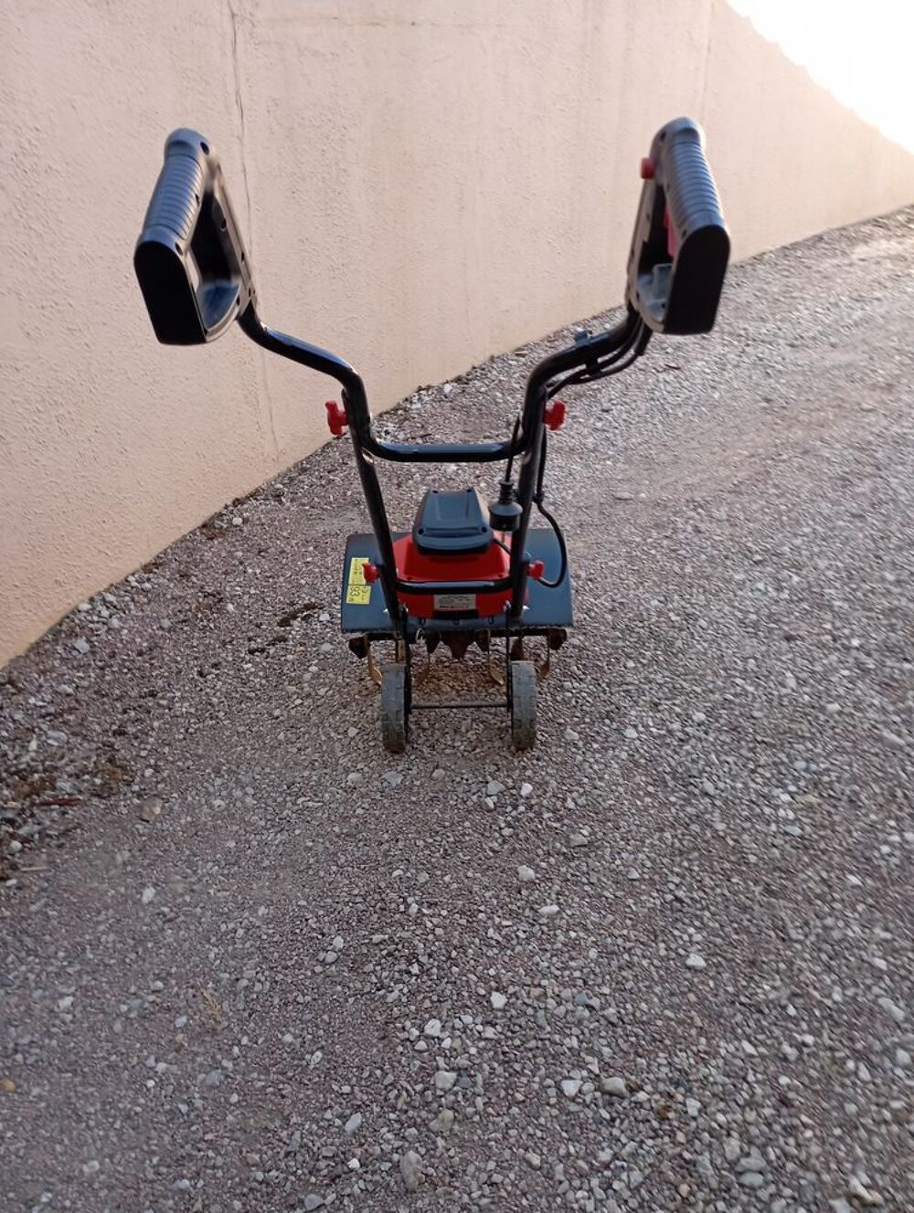 Motobineuse &eacute;lectrique Jardin