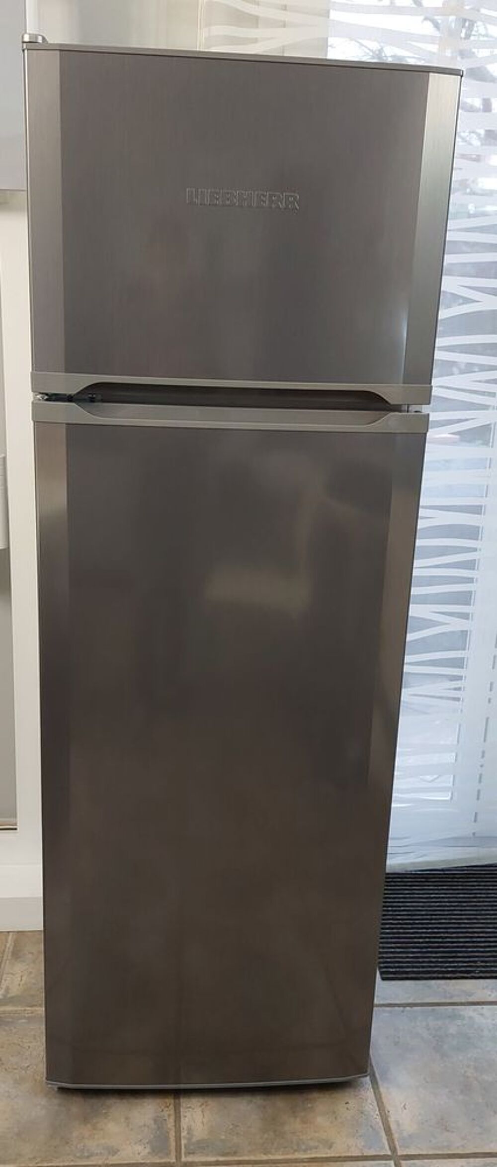 R&eacute;frig&eacute;rateur LIEBHERR neuf Electroménager