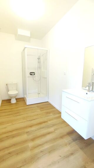  Appartement à louer 2 pièces 55 m² Piégut-pluviers