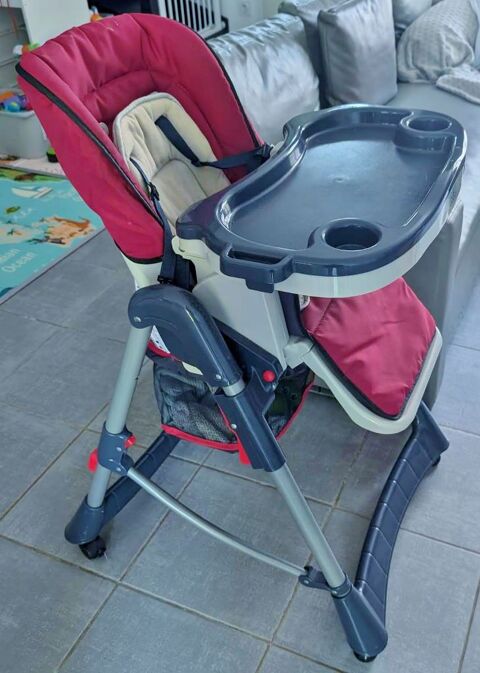 Une Chaise Haute gamme  PTIT  de MONSIEUR BEBE 40 Limeil-Brvannes (94)