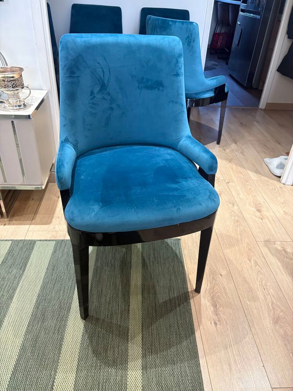 lot de 6 chaises capitonn&eacute;es Meubles