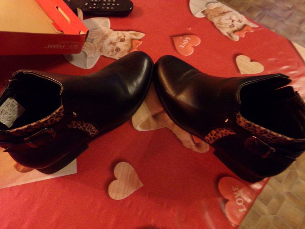 bottines noire d&eacute;cor panth&egrave;re Chaussures