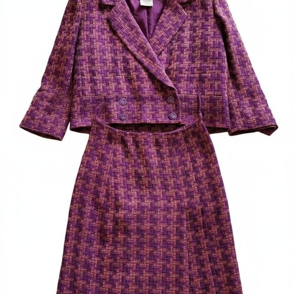 Tailleur Chanel 01P 2001,Veste + Jupe, T38, Violet Rose,
Vêtements