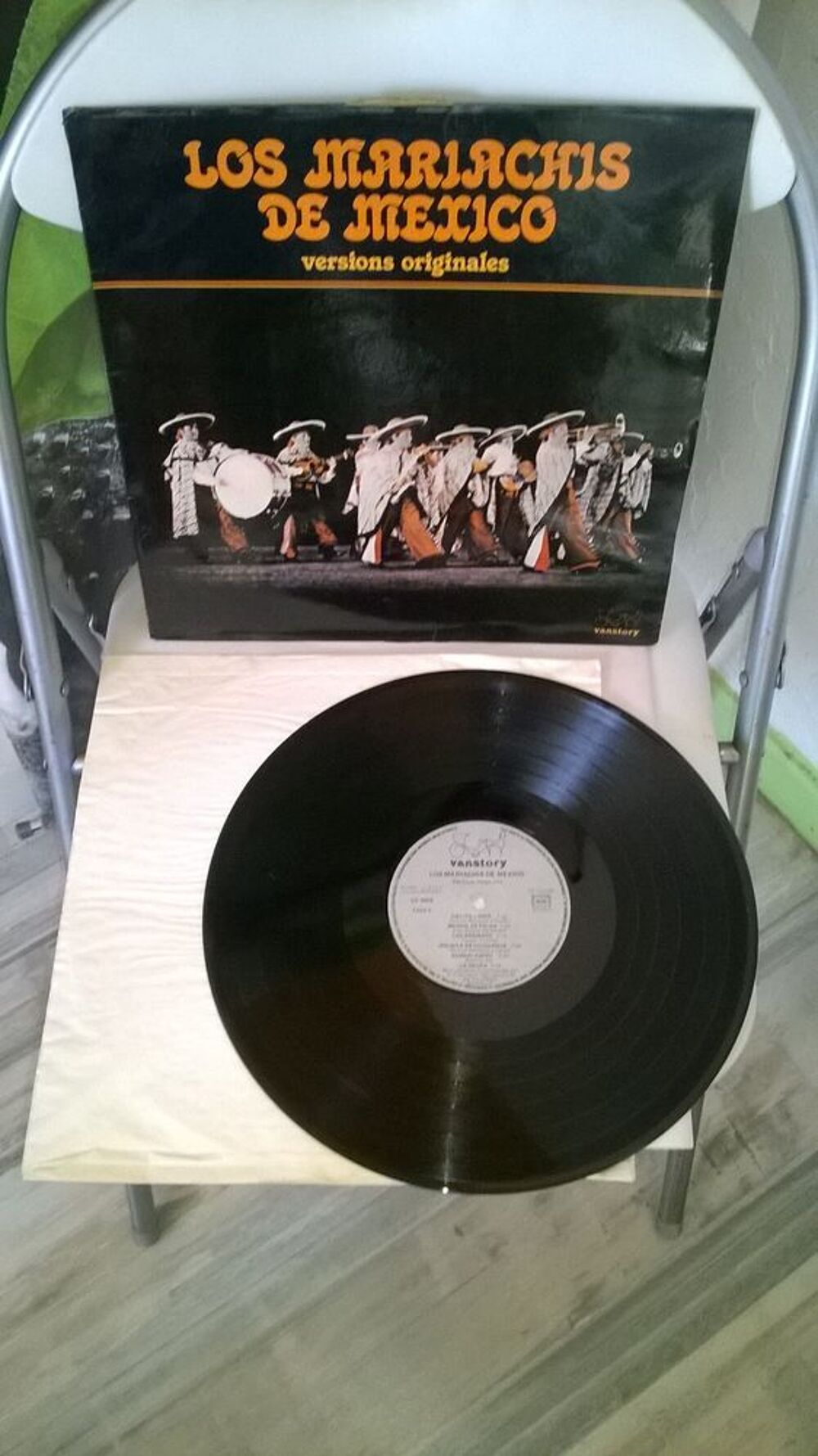 Vinyle Los Mariachis De Mexico
Versions originales
1982
CD et vinyles