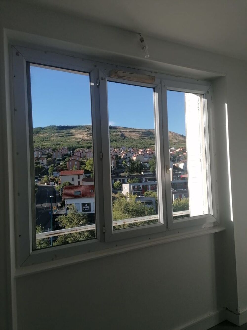Vente Appartement APPARTEMENT F3 49M2 CLERMONT-FERRAND GLACIERE CHANTERANNE Clermont-ferrand