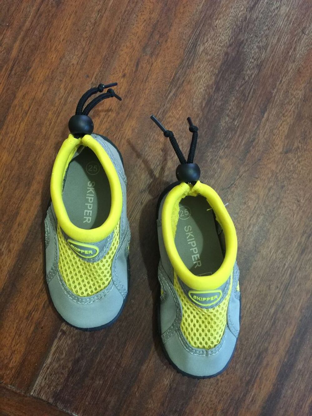 Sandale Skipper couleur jaune Chaussures enfants