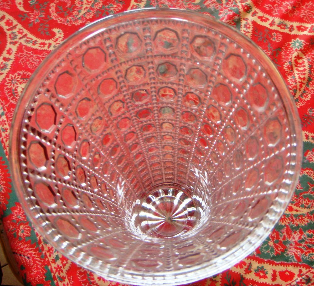  Tr&egrave;s grand vase en verre motifs g&eacute;om&eacute;triques ann&eacute;e 1970 Décoration