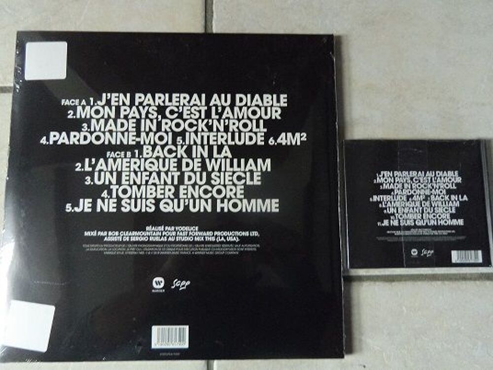 Johnny (Mon Pays C'est L'Amour) CD et vinyles