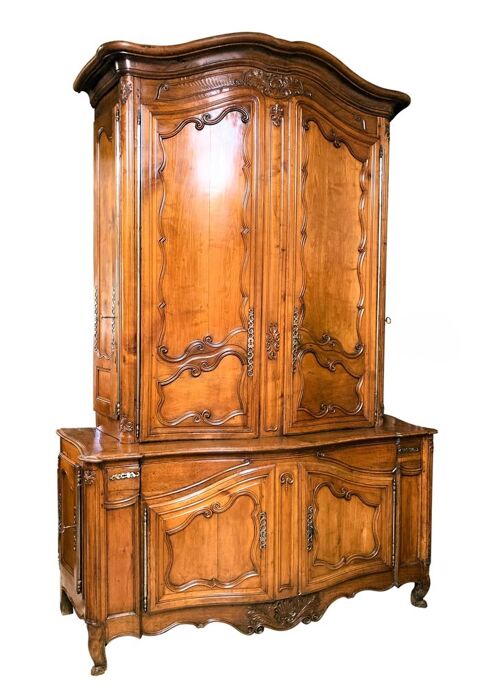 Buffet de chteau Louis XV
11000 Chteaubriant (44)