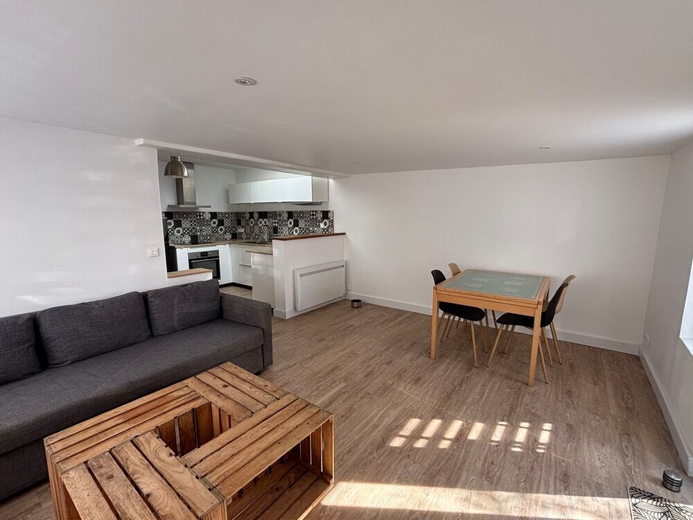 Location Maison Maison meublée T2 50m2 avec jardin et dépendances Les couets