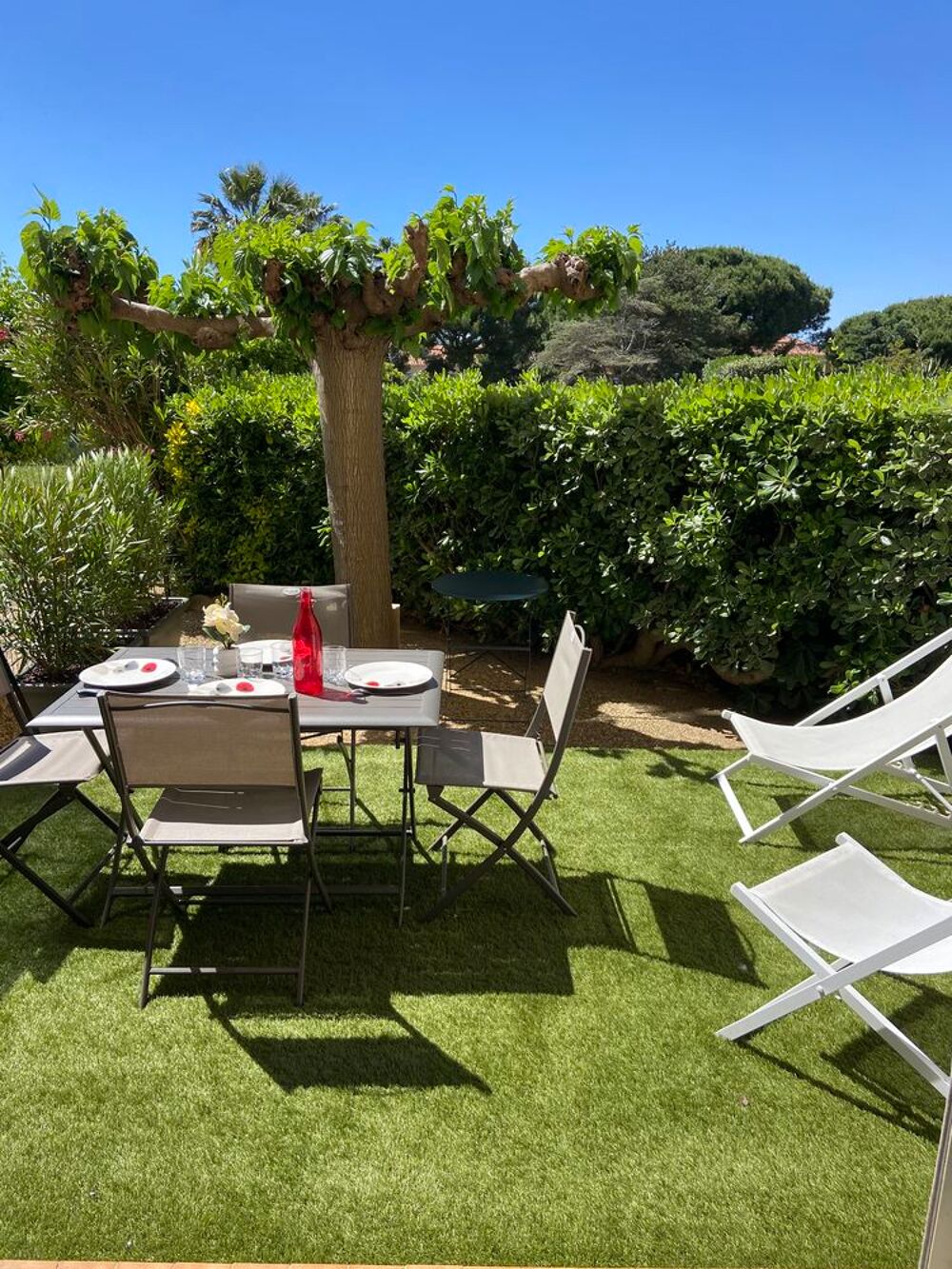   A 200M DE LA PLAGE T2 ET SON JARDINET  Provence-Alpes-Côte d'Azur, Six-Fours-les-Plages (83140)