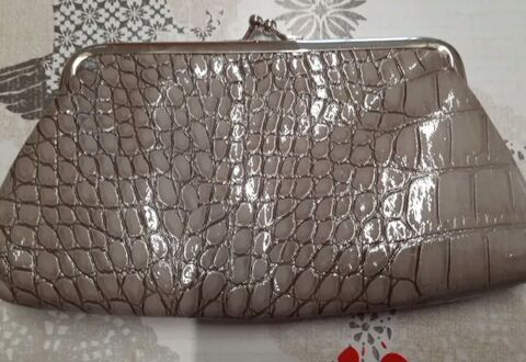 Trousse ou grand porte monnaie gris fermeture boules 2 Domart-en-Ponthieu (80)
