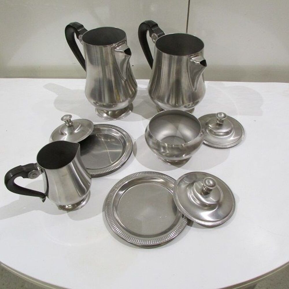 Service &agrave; caf&eacute; &agrave; th&eacute; en inox Décoration