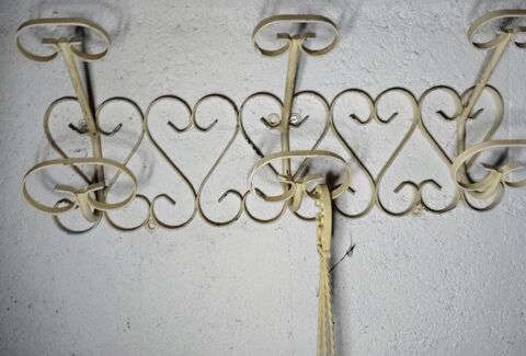 porte manteaux 3 t�tes fer forg� peint beige 15 Pontoise (95)