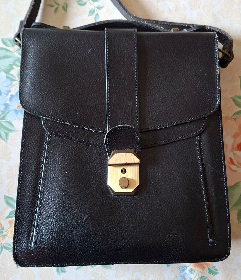 Sacoche pour homme en cuir Maroquinerie