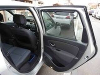 Sc&eacute;nic III Scenic III dCi 105 eco2 Expression 2010 occasion 93430 Villetaneuse