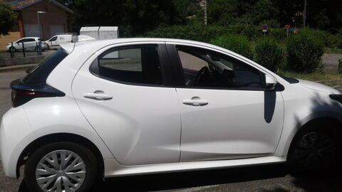Toyota Yaris 70 VVT-i Dynamic 2022 occasion Lacroix-Falgarde 31120