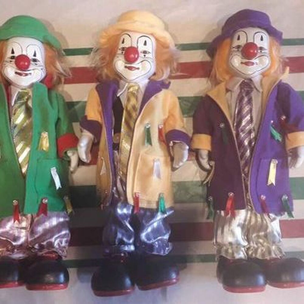 Clown de collection en porcelaine 