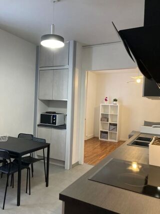  Appartement à louer 3 pièces 60 m²