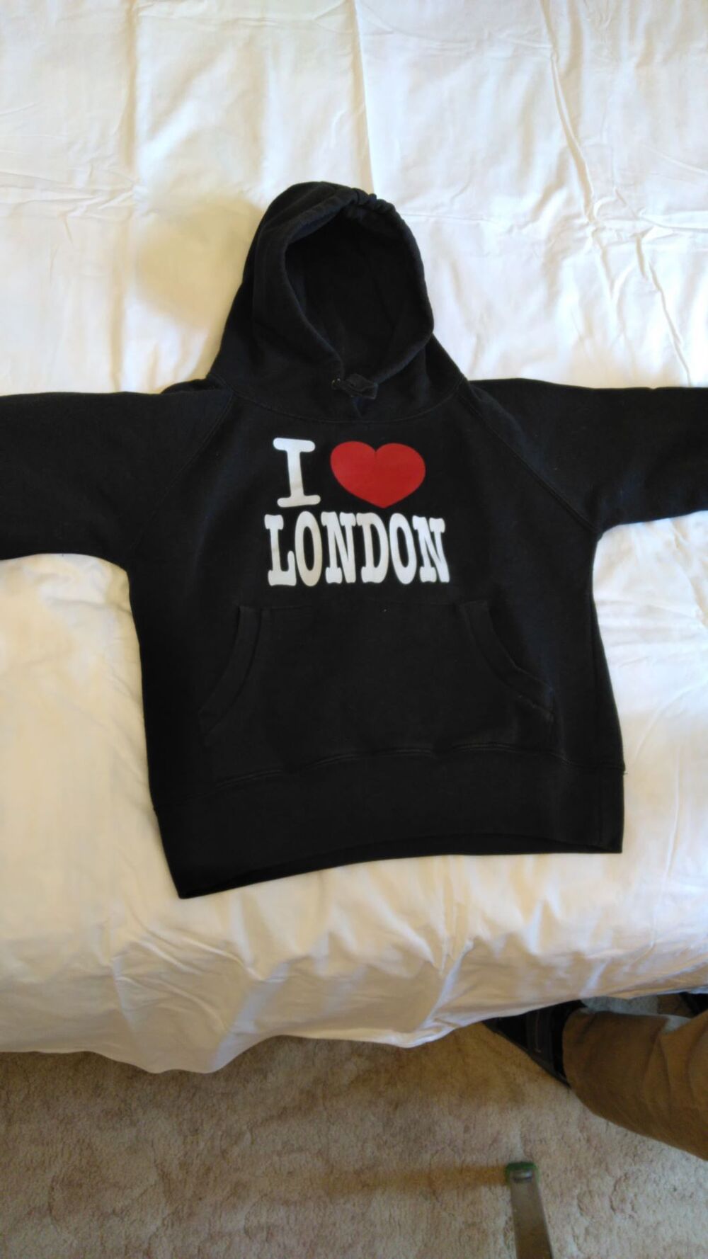 sweat &agrave; capuche noir "I love London"
Vêtements