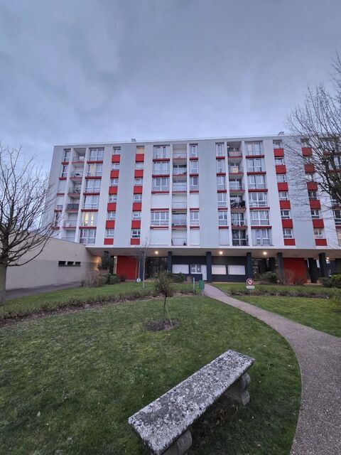   Charmant appartement familial au dernier �tage ? Quartier de Appartement - 4 pi�ce(s) - 73 m�