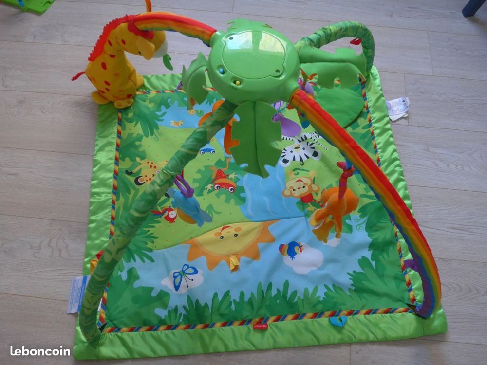 Tapis d'&eacute;veil Sons et Lumi&egrave;res Fisher Price Jeux / jouets