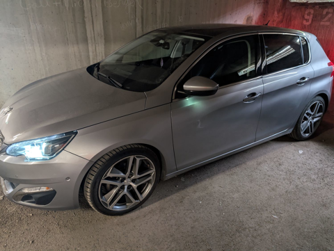 Peugeot 308 1.2 PureTech 130ch S&S BVM6 F&eacute