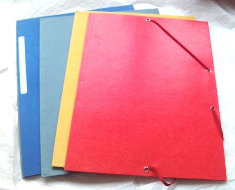 Lot de 4 pochettes  3 rabats, lastiques pour feuille A4 4 Villeurbanne (69)