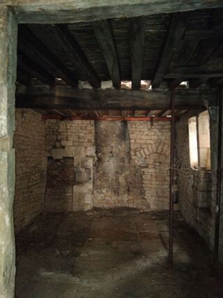  Remise / Grange � vendre 1 pi�ce 90 m� Saint-bris-le-vineux