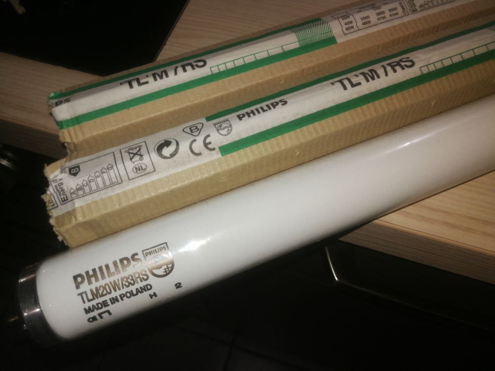 2 n&eacute;ons Philips Bricolage