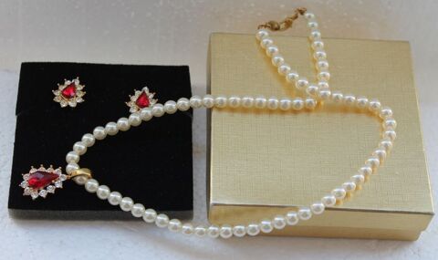 PARURE DOREE OR FIN 916 MILLIEMES  NEUVE 35 Vitry-sur-Seine (94)