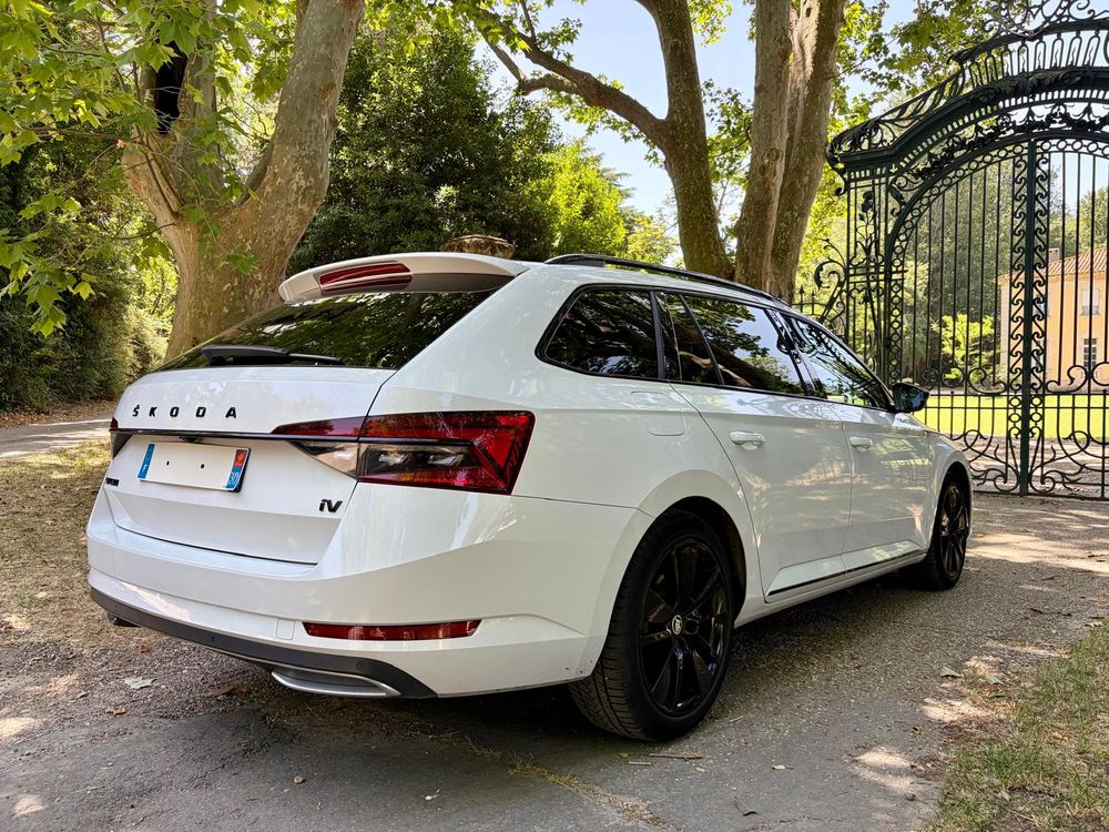Superb Combi 1.4 TSI PHEV 218 ch DSG6 Sportline 2020 occasion 30132 Caissargues