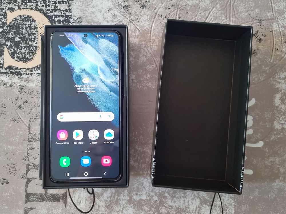 SAMSUNG GALAXY S21 5G - 256Go Téléphones et tablettes