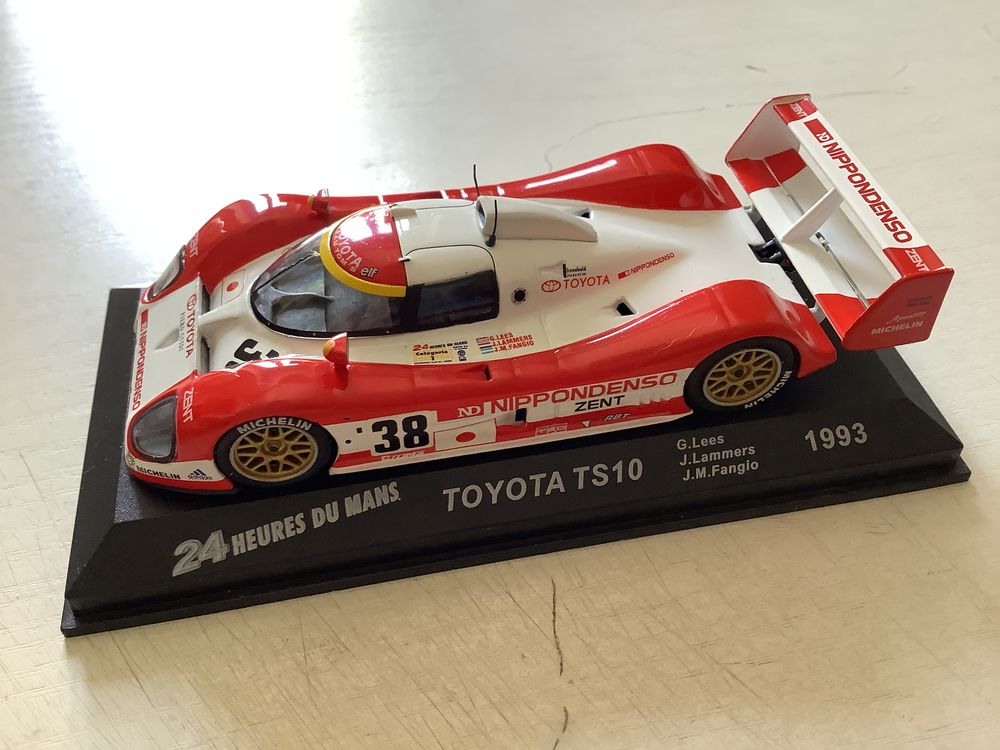 TOYOTA TS10 1/43 24H DU MANS 1993 voiture miniature 