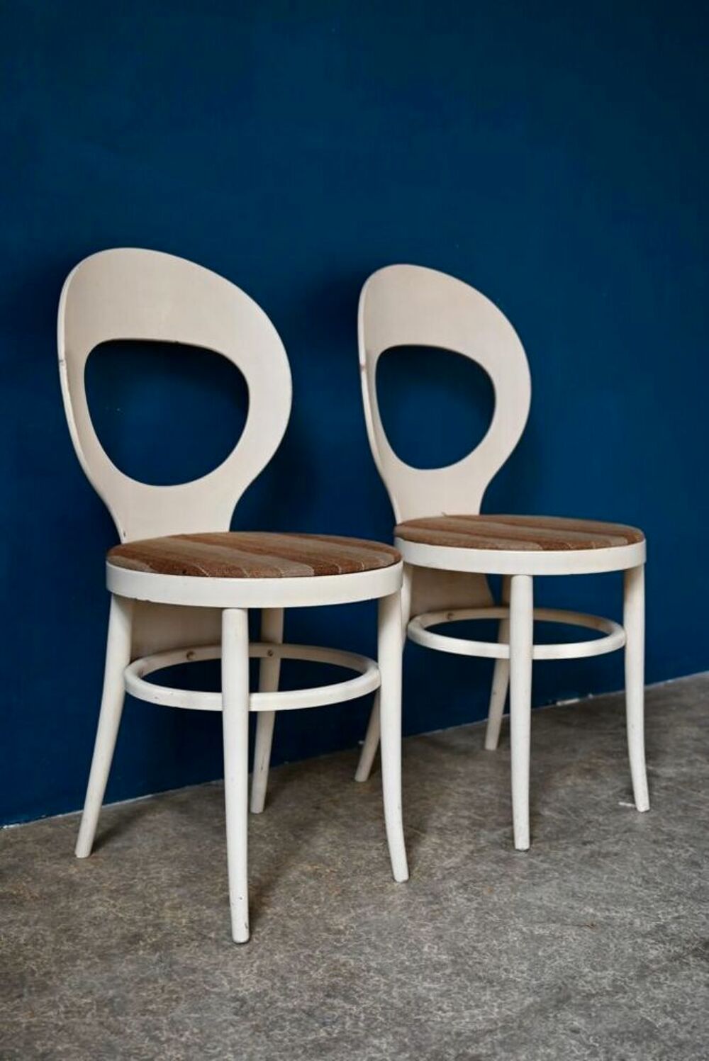 Paire de chaises de cuisine N 18 Mouette de Baumann design Meubles