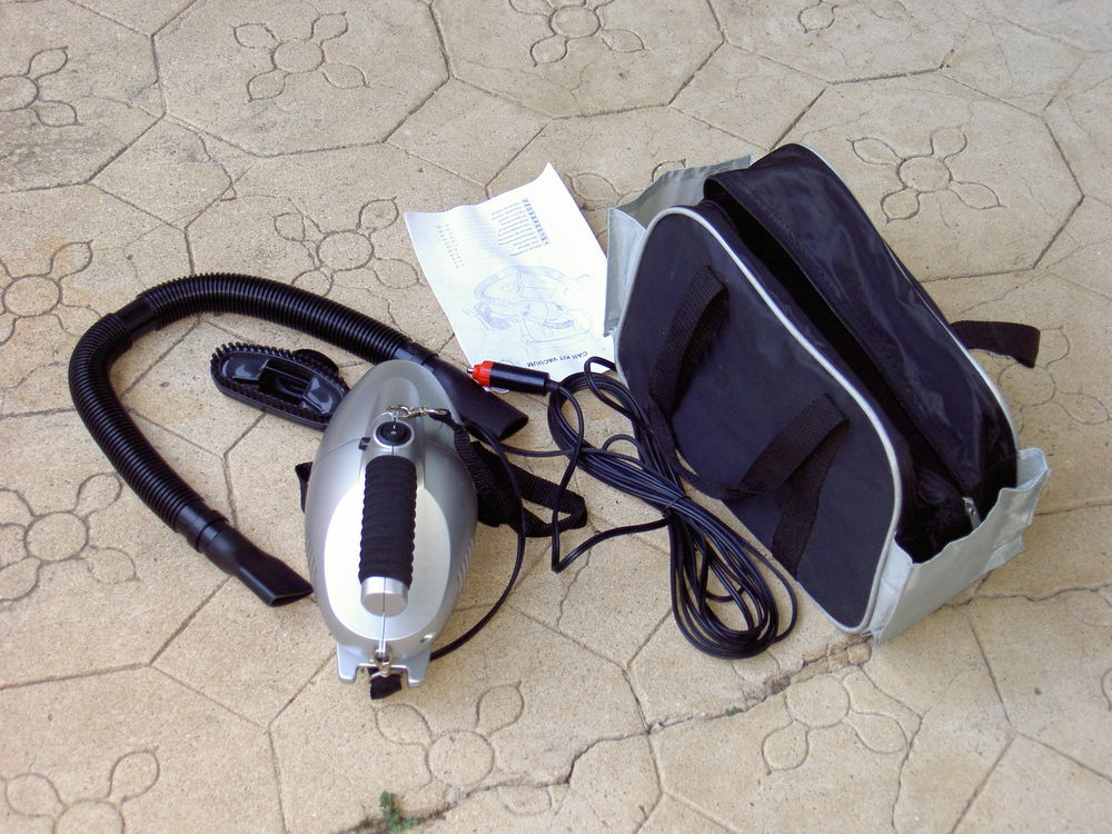 Mini aspirateur de voiture. Electroménager
